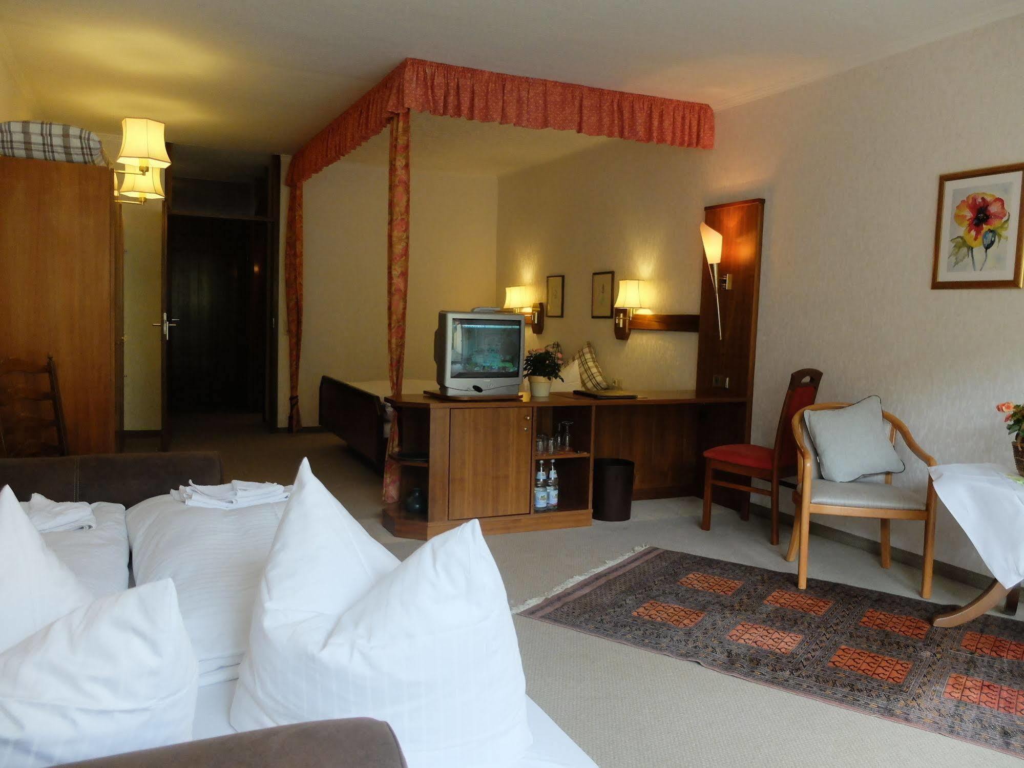 Hotel Valsana Am Kurpark Bad Wildbad Luaran gambar